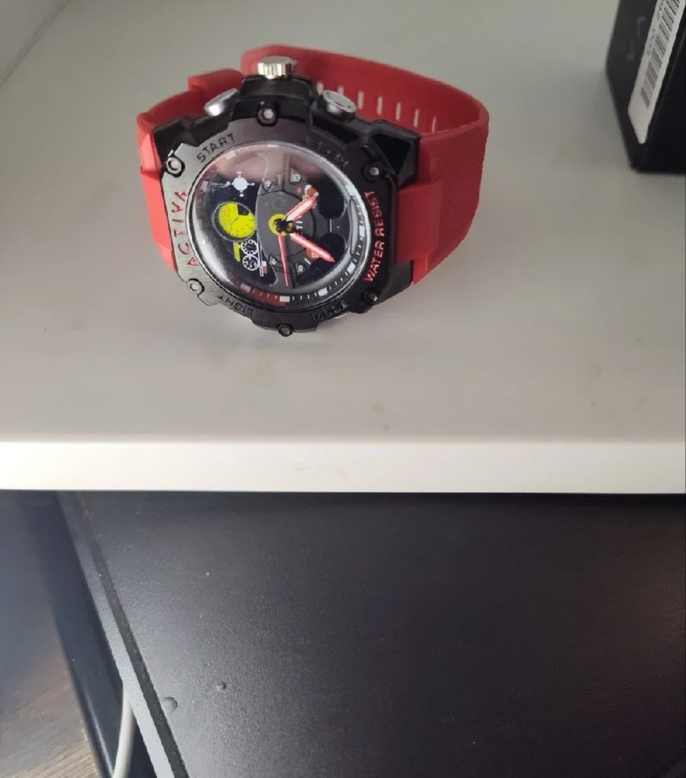 Activa Red and Black Men’s Sport Watch NEW ⌚ NICE